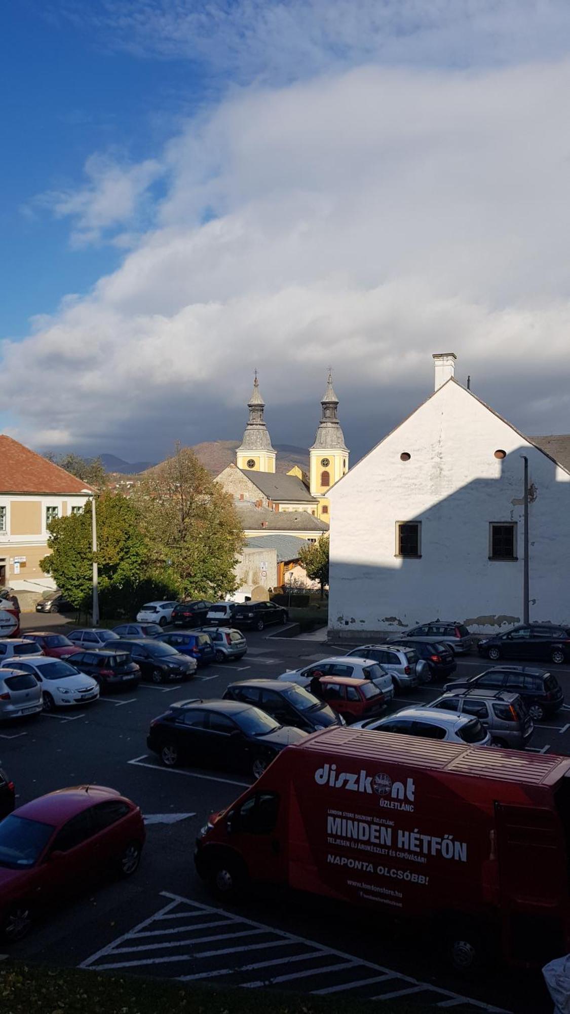 Carlone House Leilighet Eger Eksteriør bilde